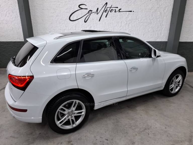 AUDI - Q5 - 2015/2015 - Branca - R$ 110.000,00